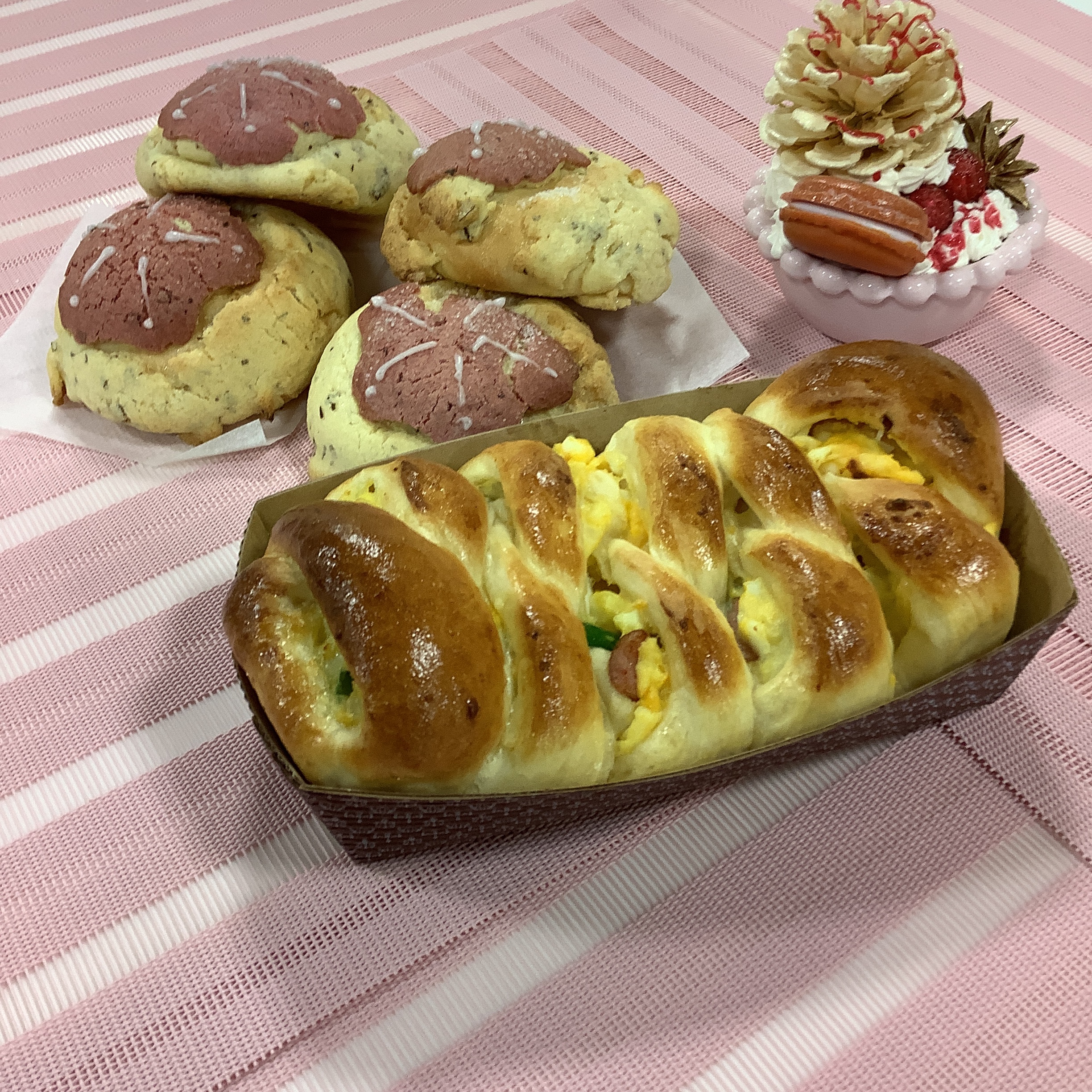 料理教室「桜メロンパンとアスパラ卵のランチパン」